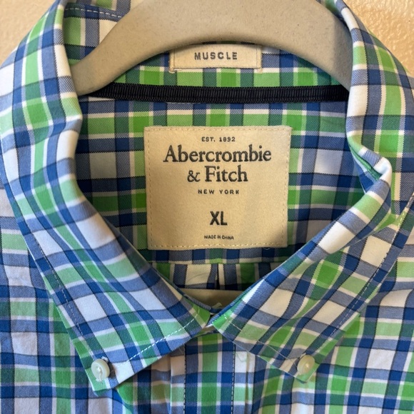 Abercrombie & Fitch Mens Muscle Fit‎ Plaid Button Down Shirt Size XL Blue Green - Picture 3 of 5